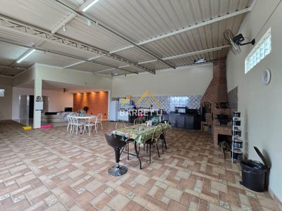 Chácara, 3 quartos, 2100 m² - Foto 2