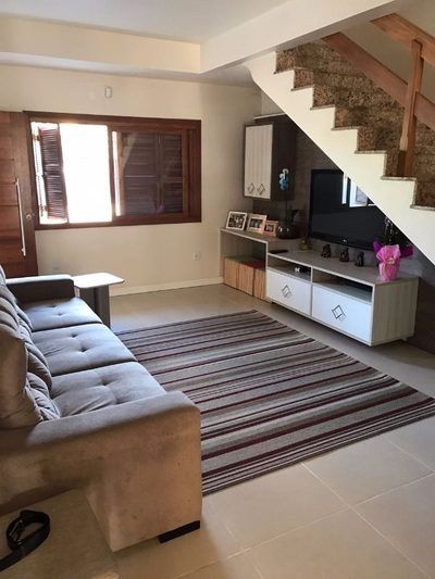 Casa, 3 quartos, 159 m² - Foto 1