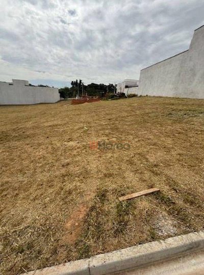 Loteamento e Condomínio, 200 m² - Foto 2