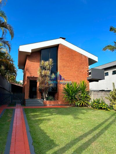 Casa, 4 quartos, 300 m² - Foto 1