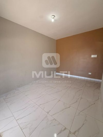Casa, 3 quartos, 183 m² - Foto 2