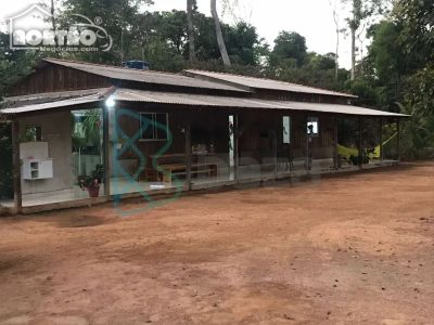 Casa, 5 quartos, 327 m² - Foto 1