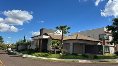 Sobrado, 4 quartos, 365 m² - Foto 1