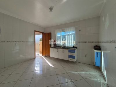 Casa, 3 quartos, 221 m² - Foto 2
