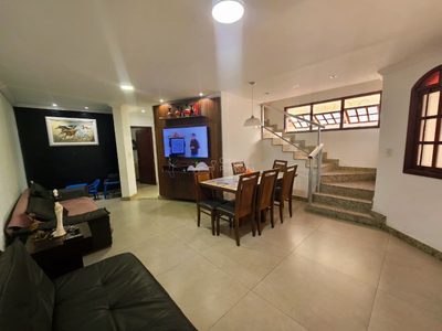 Casa, 3 quartos, 242 m² - Foto 5