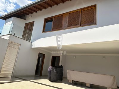 Sobrado, 3 quartos, 420 m² - Foto 1