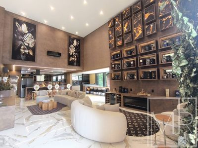 Casa, 6 quartos, 550 m² - Foto 2