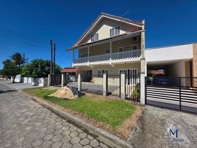 Casa, 6 quartos, 240 m² - Foto 2