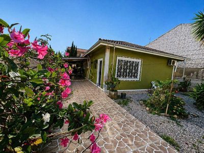 Casa, 3 quartos, 80 m² - Foto 1