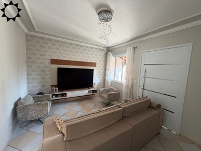Casa, 3 quartos, 223 m² - Foto 1