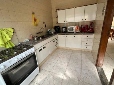Casa, 3 quartos, 229 m² - Foto 4