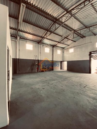 Depósito-Galpão, 130 m² - Foto 1