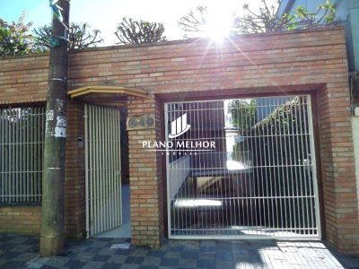 Casa, 3 quartos, 322 m² - Foto 1