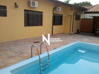 Casa, 3 quartos, 270 m² - Foto 2