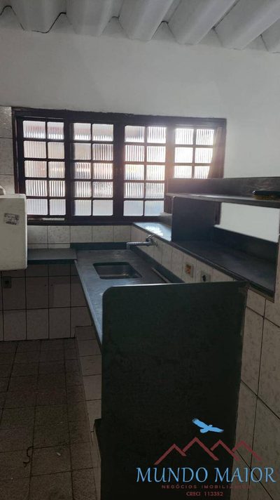 Casa, 3 quartos, 230 m² - Foto 3