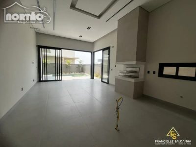 Casa, 1 quarto, 226 m² - Foto 1