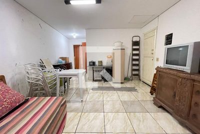 Casa, 1 quarto, 600 m² - Foto 4