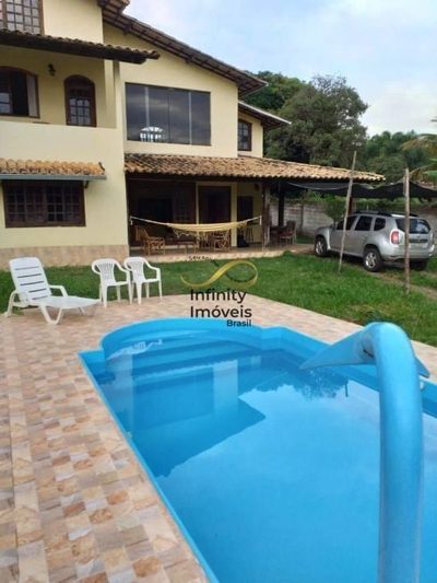 Casa, 4 quartos, 250 m² - Foto 1