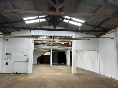 Depósito-Galpão, 380 m² - Foto 1