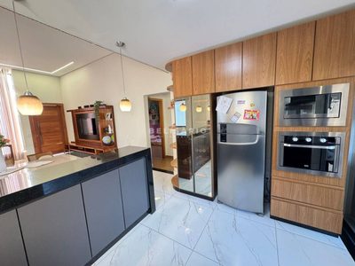 Casa, 3 quartos, 163 m² - Foto 3