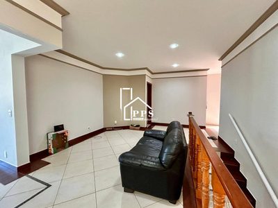 Casa, 3 quartos, 257 m² - Foto 1