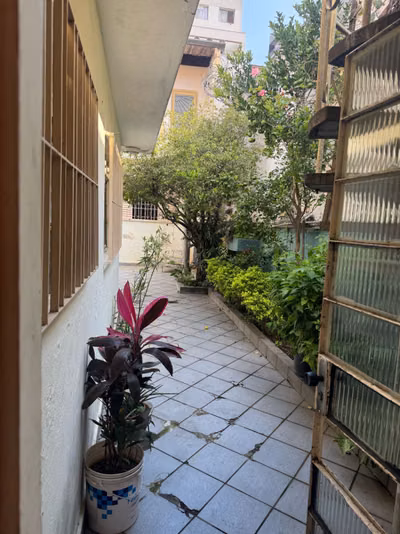 Casa, 4 quartos, 250 m² - Foto 1