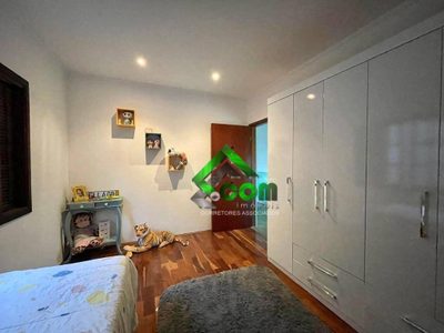 Casa, 3 quartos, 270 m² - Foto 2