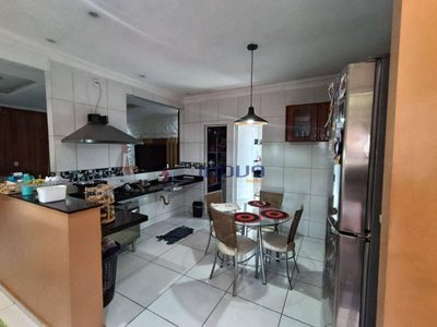 Casa, 2 quartos, 365 m² - Foto 4
