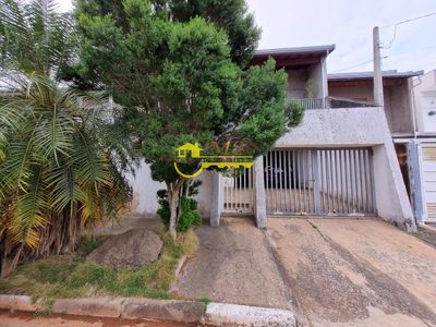 Casa, 3 quartos, 238 m² - Foto 2
