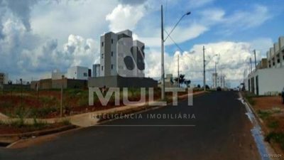 Loteamento e Condomínio - Foto 2
