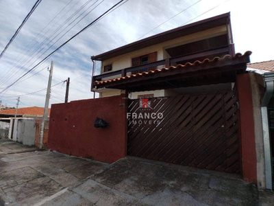 Casa, 5 quartos, 332 m² - Foto 2