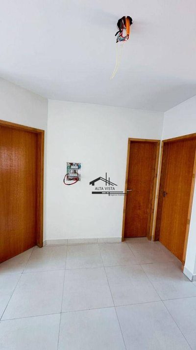 Casa, 2 quartos, 46 m² - Foto 4