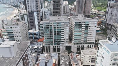 Apartamento, 4 quartos, 209 m² - Foto 2