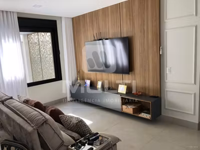 Casa, 3 quartos, 286 m² - Foto 1