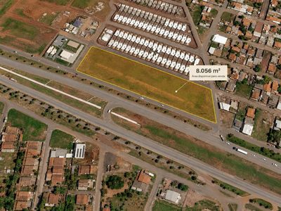 Loteamento e Condomínio, 8056 m² - Foto 1