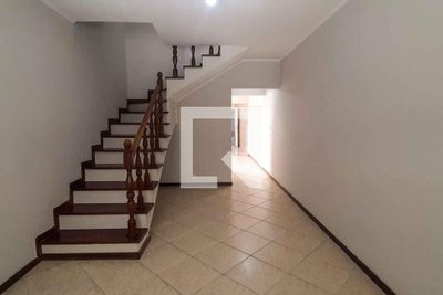Casa, 3 quartos, 185 m² - Foto 2