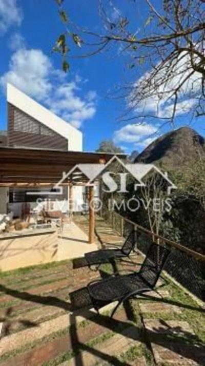Casa, 3 quartos, 172 m² - Foto 1