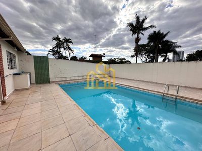 Casa, 3 quartos, 362 m² - Foto 1