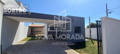 Casa, 3 quartos, 221 m² - Foto 1