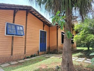 Casa, 6 quartos, 224 m² - Foto 2