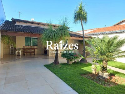 Casa, 3 quartos, 196 m² - Foto 3