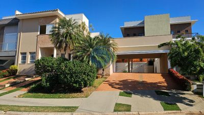 Sobrado, 3 quartos, 409 m² - Foto 2