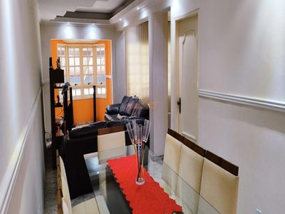 Sobrado, 3 quartos, 254 m² - Foto 1