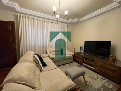 Sobrado, 3 quartos, 315 m² - Foto 1