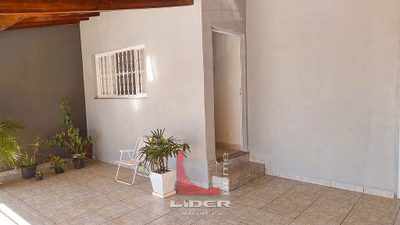 Casa, 2 quartos, 210 m² - Foto 1