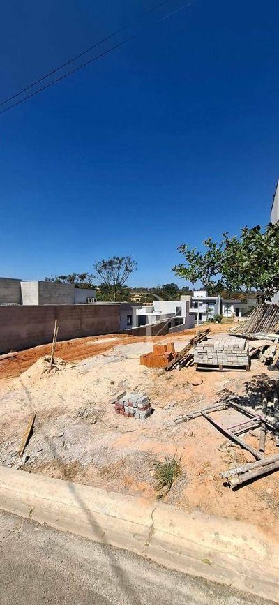 Loteamento e Condomínio, 300 m² - Foto 1
