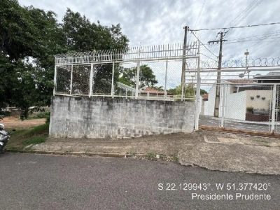 Casa, 2 quartos, 44 m² - Foto 1
