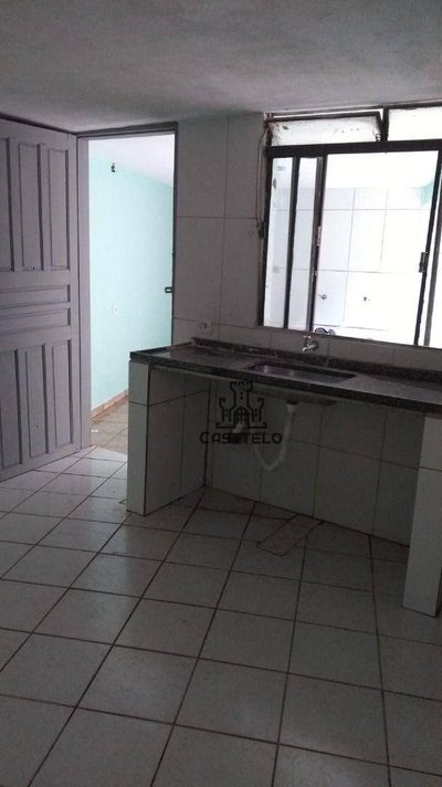 Casa, 4 quartos, 270 m² - Foto 5