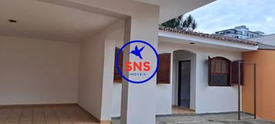 Casa, 3 quartos, 300 m² - Foto 1