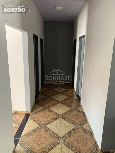 Casa, 4 quartos, 193 m² - Foto 2